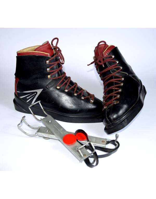 Antique "MONTAN" Ski Boots