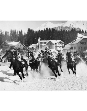 Vintage Mountain Photo - Horse racing Arosa