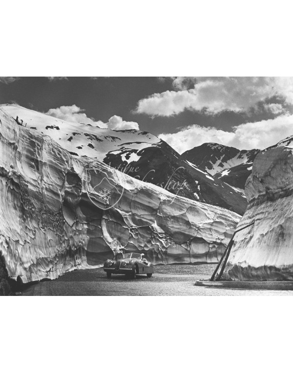 Vintage Car Photo - Jaguar on the Arlberg Pass